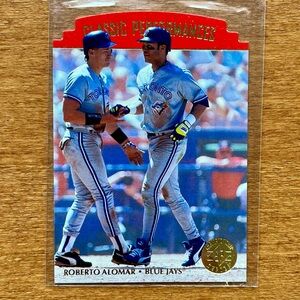 1995 SP Championship Classic Performances Roberto Alomar Baseball Die-Cut Card